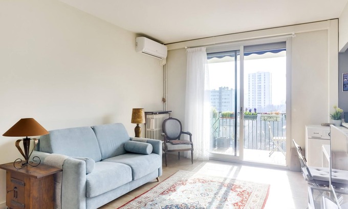 Croulebarbe Apartment | Apt 3 people with terrace and air conditioning