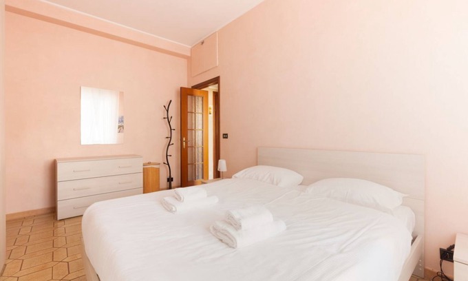 Montalbino Apartment | APT with balcony- M3 Maciachini