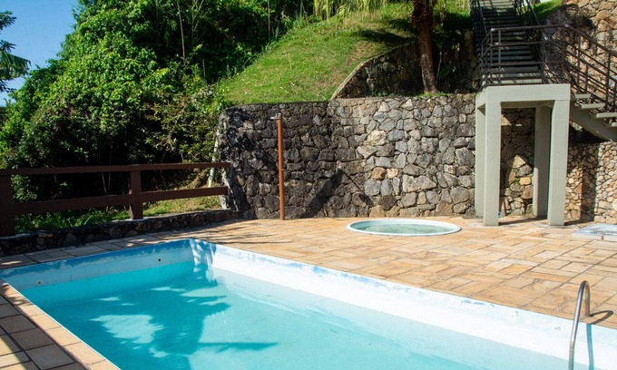 Sao Francisco da Praia Apartment | Apto completo a 900m da Praia de São Francisco/SP