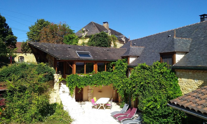 Salignac-Eyvignes House | AQUA GITE Dordogne all seasons with private heated indoor pool!