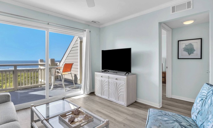 Caswell Beach Condo | Aqua Vista: Condo with Community Pool and Ocean Views