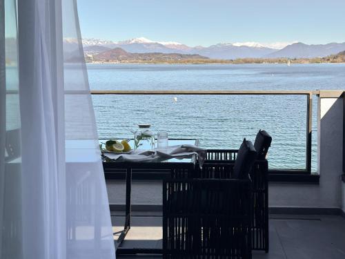 Villaggi Apartment | Aquavista Residence - Lake & Poolside Vacation Homes