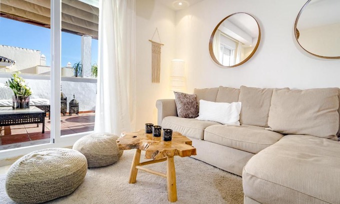 Marbella Apartment | AR23 - Holiday flat, Puerto Banus by Roomservices