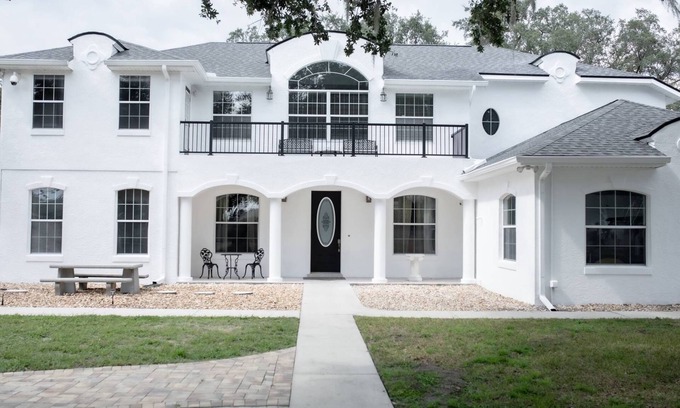 Leesburg House | -Arbor Grand Estate-