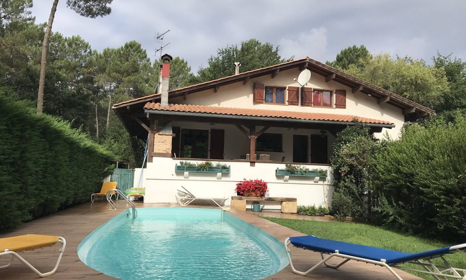 Le Teich Villa | Arcachon bay. Villa with swimming pool. Nice benefits. The Teich