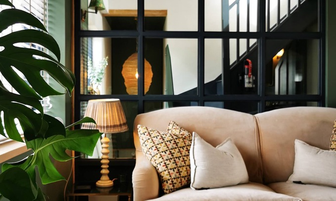 Stow-on-the-Wold Apartment | Architect designed home in the heart of Stow-on-the-Wold