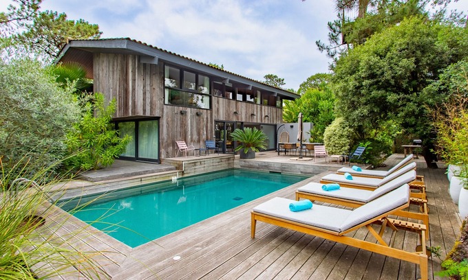L'Herbe Villa | Architect-designed villa with swimming pool in Cap Ferret