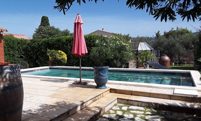 Cheval-Blanc House | Architect-designed house at the foot of the Luberon