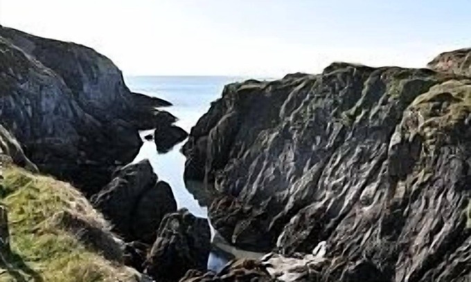 Skibbereen House | Architect Designed Private Coastal Property. Stunning Ocean Views. 200m To Beach