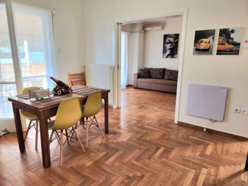 Koukaki Apartment | Aristea's Place greendom