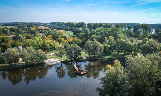 Apatin Other | ARK Village Liberland