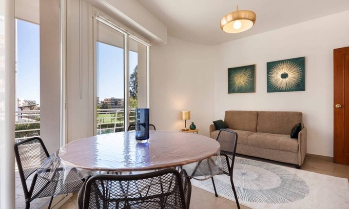 Pointe Croisette Apartment | ARM1 - Beautiful 2-room apartment with corner terrace