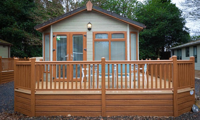 Troutbeck Bridge Cabin | Arney Lodge - a holiday lodge that sleeps 4 guests in 2 bedrooms