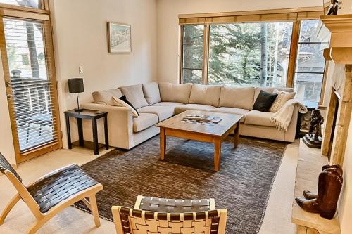 Edwards Apartment | Arrowhead Escape