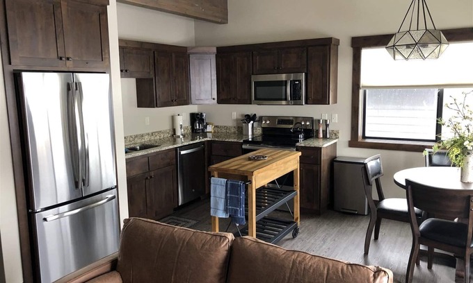 West Yellowstone Condo | Arrowhead Lodge Unit 9