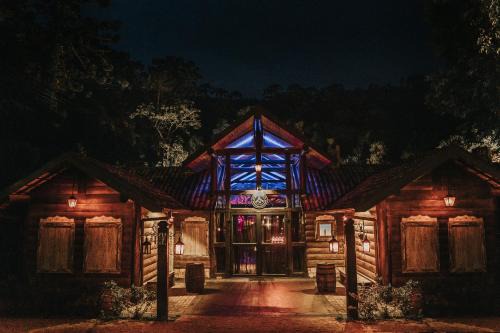 Campos do Jordao House | Art Lodge