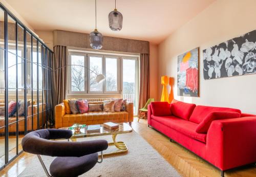 Krisztinavaros Apartment | Artist Residence by STN