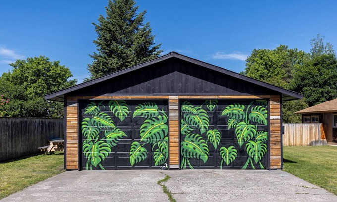 Missoula House | Artistic Minimalistic Escape at the base of Mount Sentinel in Missoula.