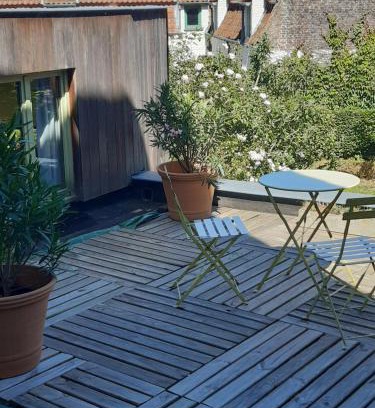 Historical Center Bruges Bed & Breakfast | ARTuur