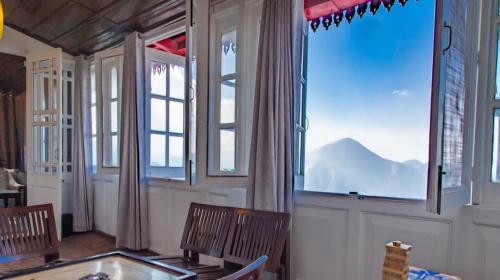 Mussoorie Villa | Arvelia Mansion by Da Alohas with 100 years of heritage luxury