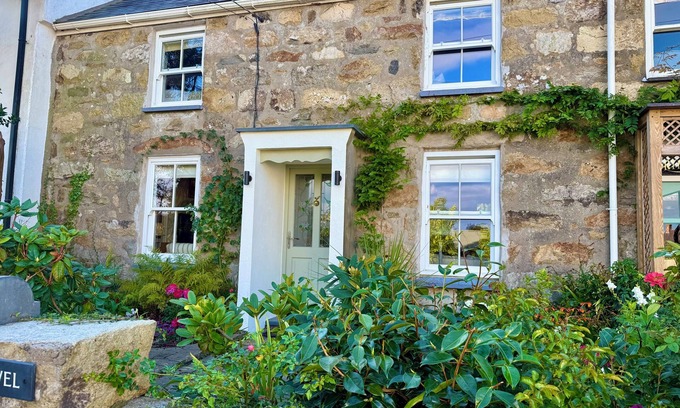 Llanbedrog Cottage | Arwel Cottage (3 bedroom)