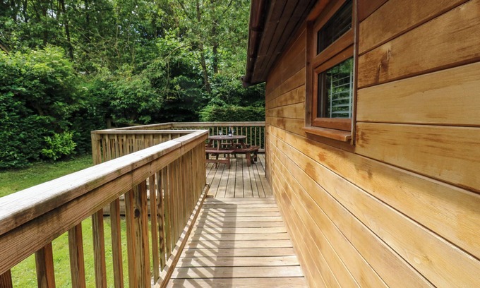 Lofthouse Cottage | ASH LODGE, pet friendly, with a garden in Masham