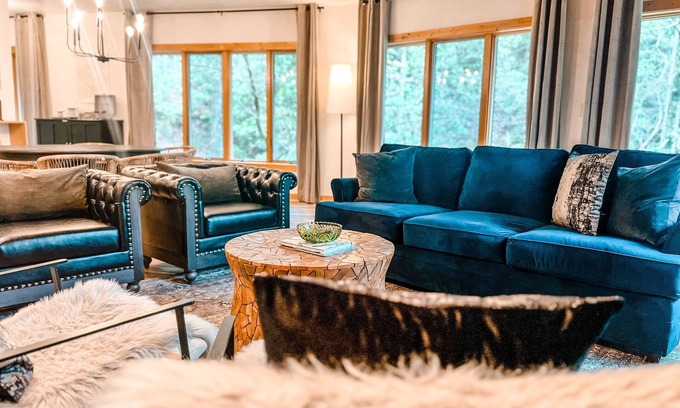 Gatlinburg - Pigeon Forge Cabin | Ask for 20% Off Private w/Outdoor Spa & Pets Ok