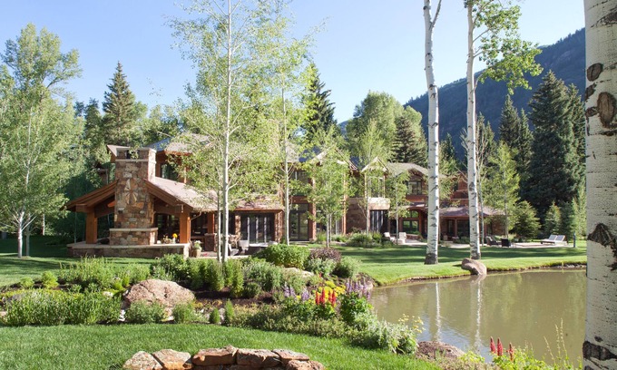 Aspen House | Aspen Oasis on the River