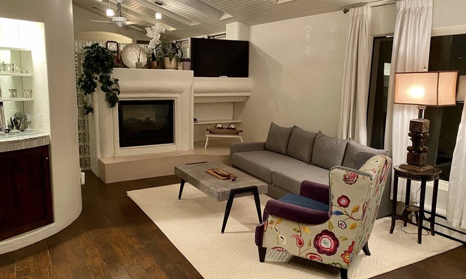 Aspen Condo | Aspen Stash Pad Steps From The Slopes