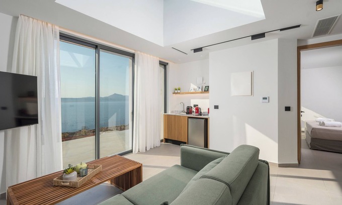 Kokkinon Khorion House | Astelia Luxe Retreat
