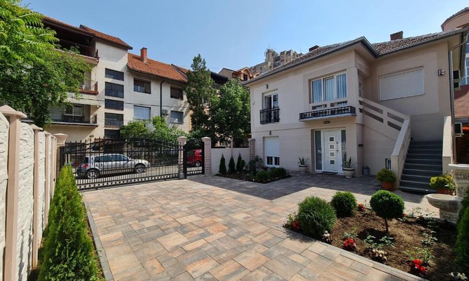 City Center Apartment | "Astor16" Apartments