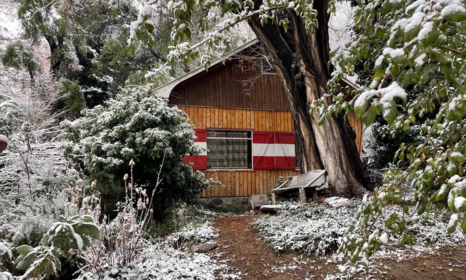 Los Azules Cabin | at 1400 meters alpine cabin 40 mins from the slopes and 1 hour 30 from santiago