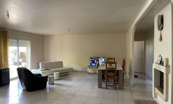 Montignac House | At the foot of Lascaux