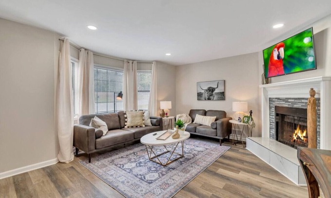 Smyrna House | ATH - Sleeps 6 - 3 Beds - Pet friendly - VO2101