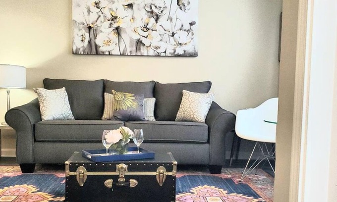 Ardmore Apartment | Atlanta Buckhead Luxe