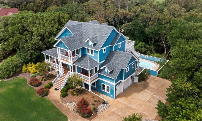 Corolla House | Atlantic Star: Pool, Hot Tub, Rec Room, Theater Room