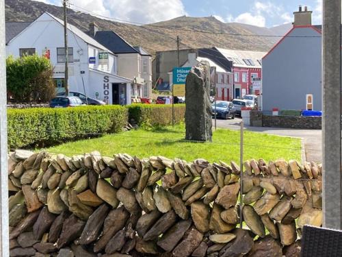 Ballyferriter Apartment | Atlantic Way Village Apartment