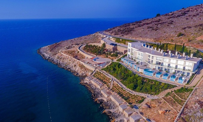 Himare Hotel | Atlantid Hospitality