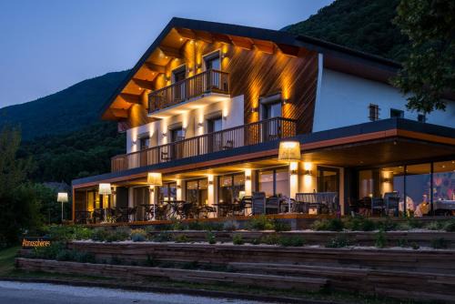 Le Bourget-du-Lac Hotel | Atmospheres