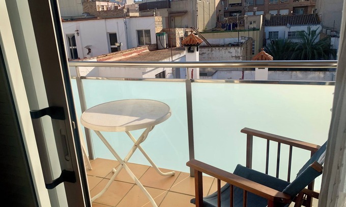 L'Ampolla Apartment | Attractive apartment with balcony and roof terrace