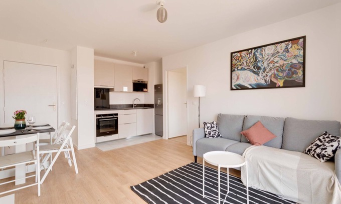 Champigny-sur-Marne Apartment | Au Calme Entre Disney et Paris