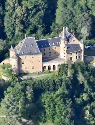 Uriage-les-Bains Apartment | Au Château d’Uriage-Chamrousse