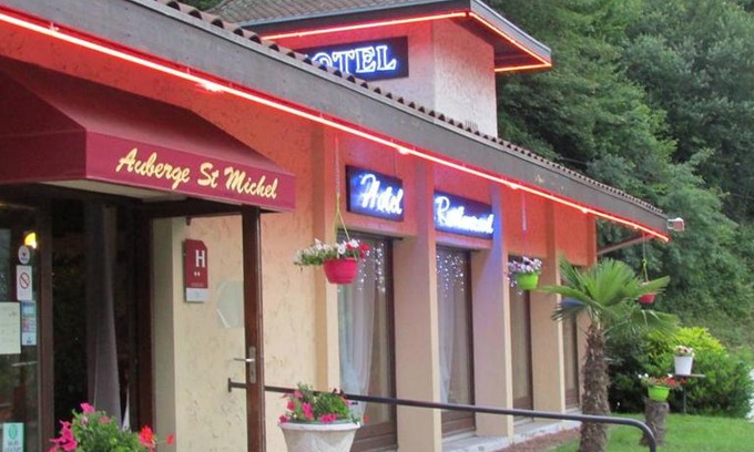 Saint-Martin-d'Uriage Hotel | AUBERGE SAINT MICHEL