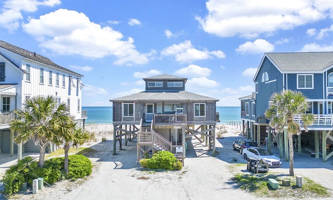 Pawleys Island House | Aug 16th week deeply discounted Oceanfront, South End Pawleys creek dock