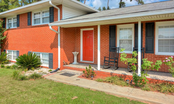 Martinez House | Augusta Oasis - 4 miles from Augusta National! Swim & Eat - Relax & Rest !!