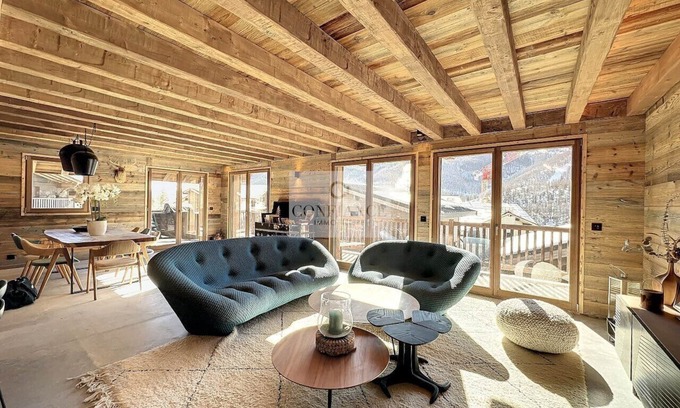 Saint-Etienne-de-Tinee Ski Chalet | Auron Chalet "Umami" 340m² 5 bedrooms/10 pax
