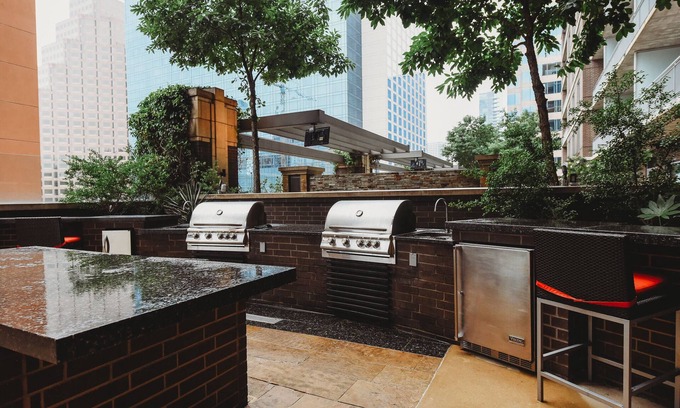 Waller Creek District Apartment | Austin Awesome Studio Apartment