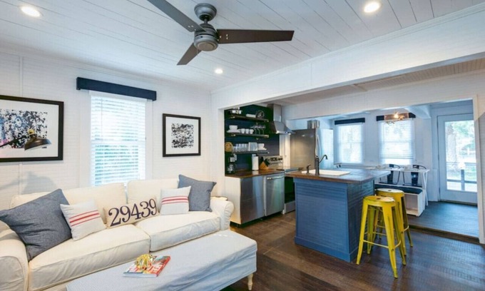 Folly Beach Cottage | Authentic 1940's renovated Folly cottage!