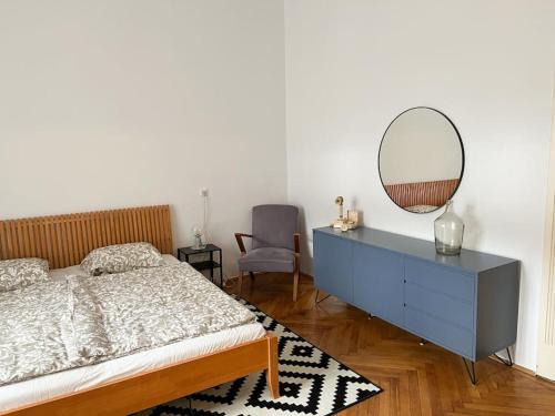 Castle Hill Apartment | Authentic Buda Home