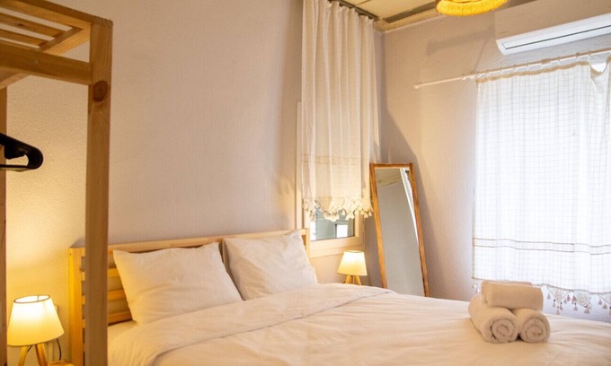 Konak Apartment | Authentic House near Popular Attractions in Izmir